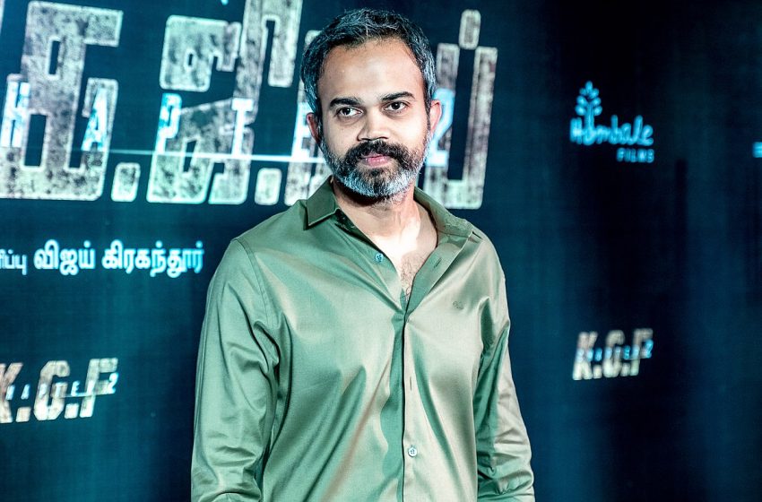  ತಂದೆಯ ಹುಟ್ಟುಹಬ್ಬದ ಪ್ರಯುಕ್ತ ಕಣ್ಣಿನ ಆಸ್ಪತ್ರೆಗೆ 50 ಲಕ್ಷ ರೂ ನೀಡಿದ ನಿರ್ದೇಶಕ ಪ್ರಶಾಂತ್ ನೀಲ್