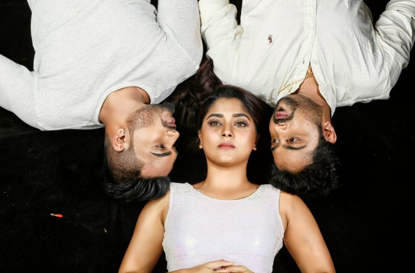  ಟ್ರೈಲರ್ ನಲ್ಲೇ ಸದ್ದು ಮಾಡುತ್ತಿದೆ ‘ಆಶಿಕಿ’: ದಸರಾಗೆ ಥಿಯೇಟರ್ ಗೆ ಎಂಟ್ರಿಕೊಡಲಿದೆ ಚಿತ್ರ