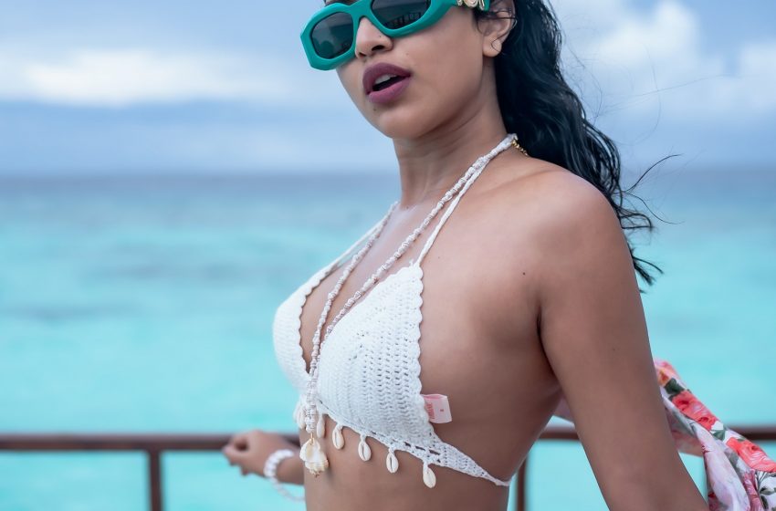  ಬಿಕಿನಿಯಲ್ಲಿ ಬೋಲ್ಡ್ ಆಗಿ ಕಾಣಿಸಿಕೊಂಡು ಪಡ್ಡೆ ಹುಡುಗರ ನಿದ್ದೆ ಕೆಡಿಸಿದ ಚೆಲುವು ಅಮಲಾ ಪೌಲ್