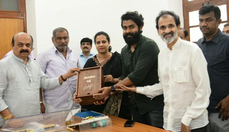  ‘ಪುನೀತ್ ಪರ್ವ’ ಕಾರ್ಯಕ್ರಮಕ್ಕೆ ಮುಖ್ಯಮಂತ್ರಿಗಳಿಗೆ ಆಹ್ವಾನ ನೀಡಿದ ಡಾ.ರಾಜ್ ಕುಟುಂಬ