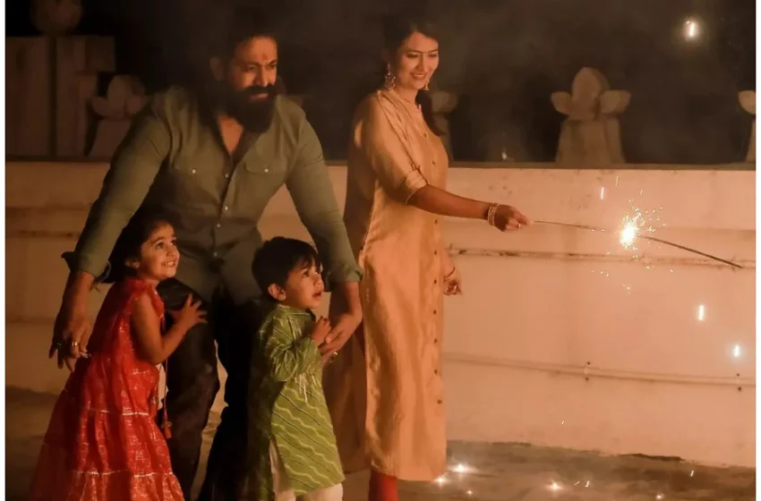  ಮುದ್ದು ಮಕ್ಕಳ ಜೊತೆ ರಾಕಿಂಗ್ ಸ್ಟಾರ್ ದಂಪತಿಗಳ ಅದ್ದೂರಿ ದೀಪಾವಳಿ